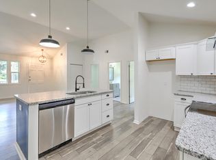 167 Lindy Creek Rd, Goose Creek, SC 29445