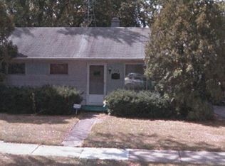 712 Maple St, Three Rivers, MI 49093