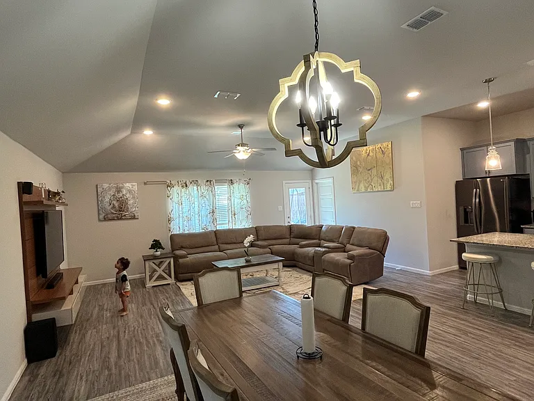 8709 Heliotrope Ln — Photo 8