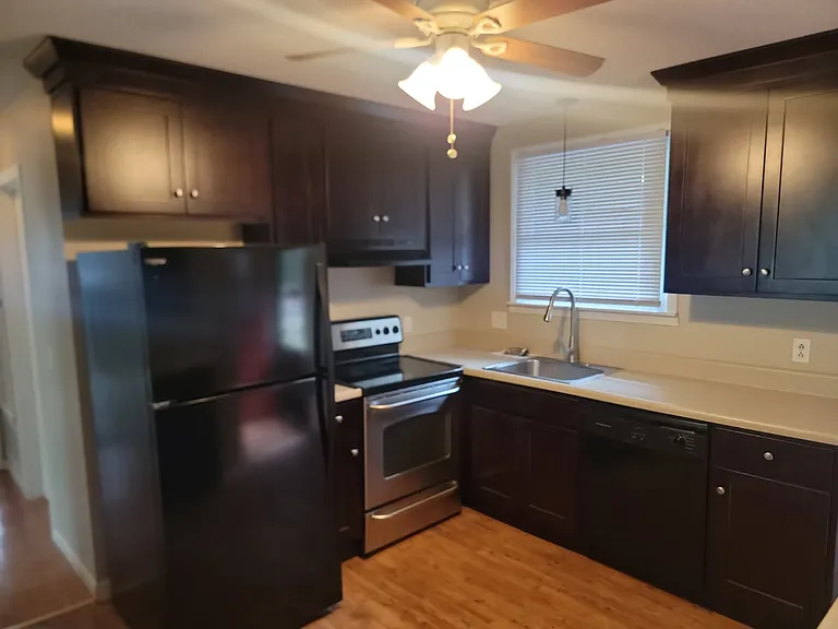 217 Sterling Rd #A — Photo 3