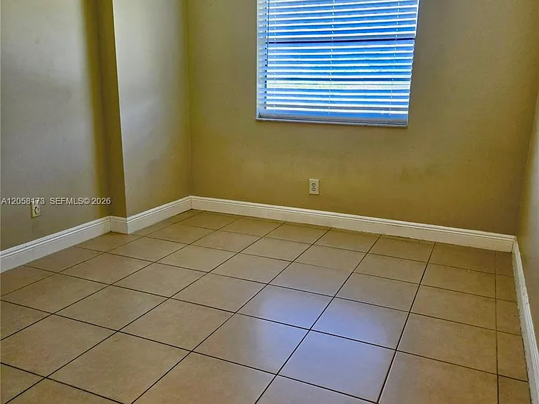 3724 NW 115th Ave #2724 — Photo 9