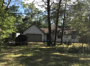 305 Agate Dr, Roscommon, MI 48653