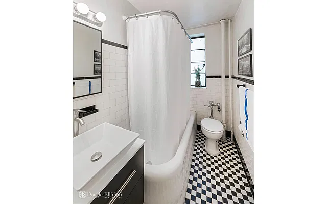 Rented by Douglas Elliman | media 17