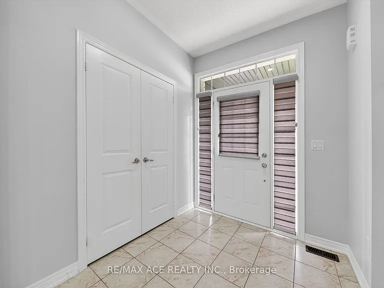 10 Gusul Ave — Photo 6