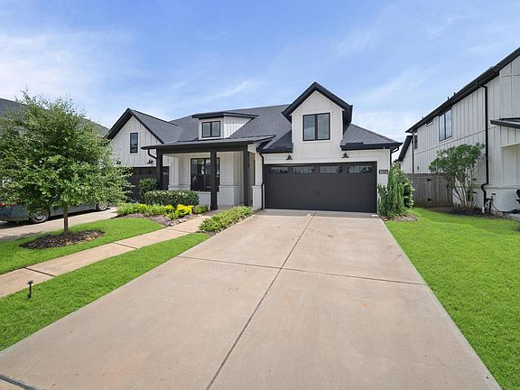 3rd image of 10134 Water Harbor Dr