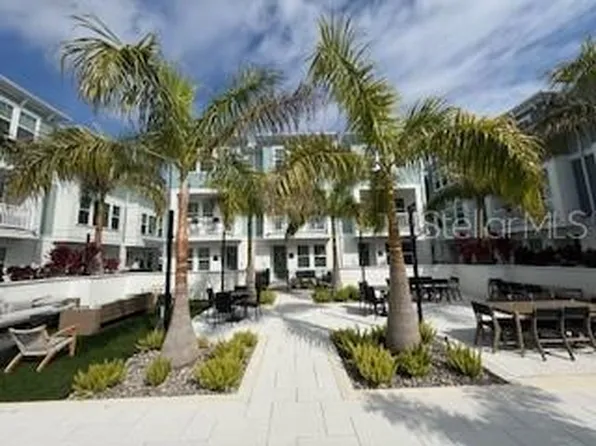 3137 4th Ter N, Saint Petersburg, FL 33713