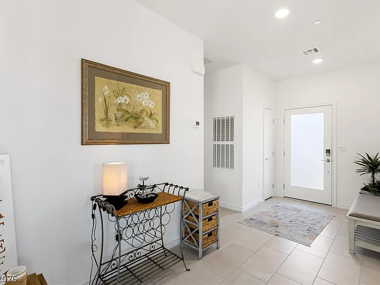 896 Market Grove Ln — Photo 4