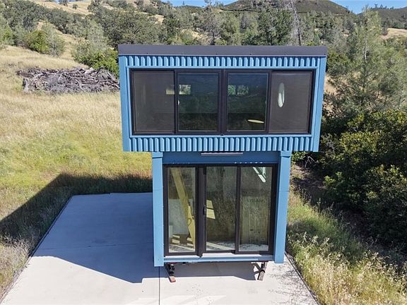 5th image of 552 Watertrough Rd
