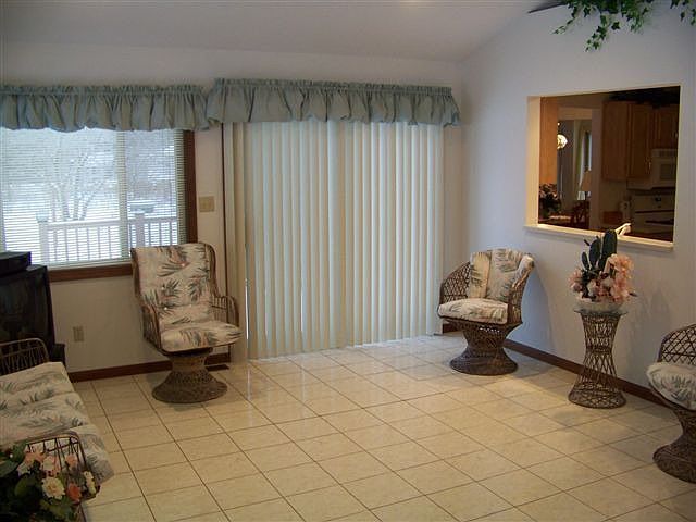 1st image of 17655 Plymouth Row