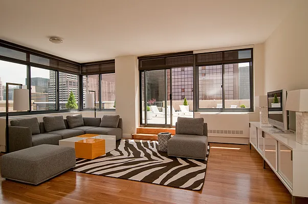 Rented by Stonehenge NYC LLC | media 1