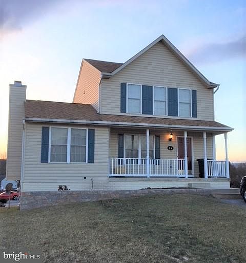 2nd image of 21 Heritage Ln