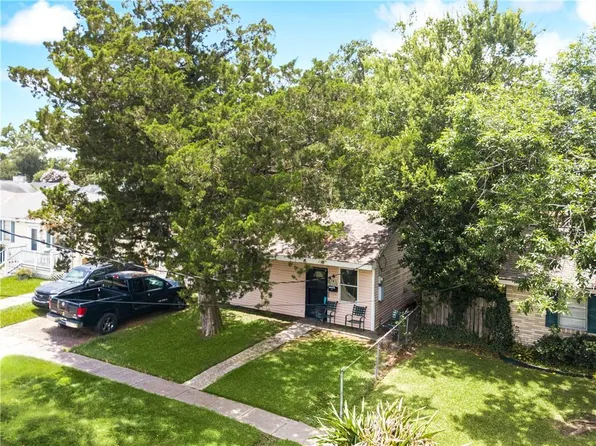 746 Randolph Ave, Harahan, LA 70123