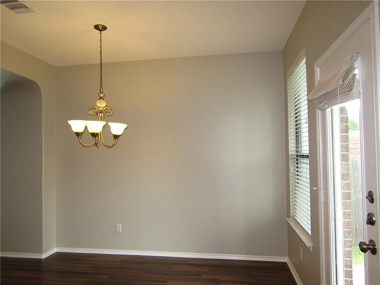 14200 Lake Victor Dr — Photo 47