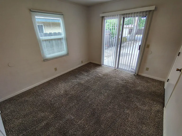 408 Fusco Ave — Photo 11