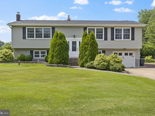 112 Extonville Rd, Trenton, NJ 08620