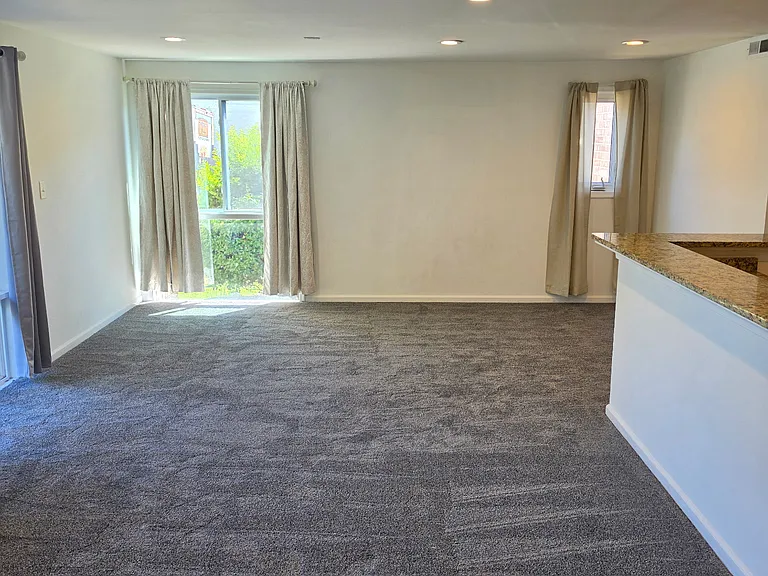 544 Wilson Bridge Dr — Photo 13