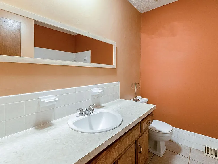 7408 NW 79th Ct — Photo 18