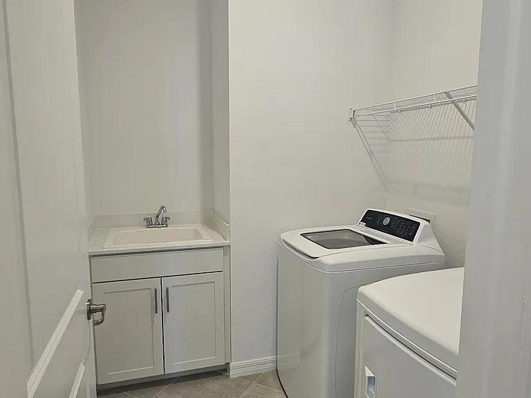 11345 Pinot Dr — Photo 16