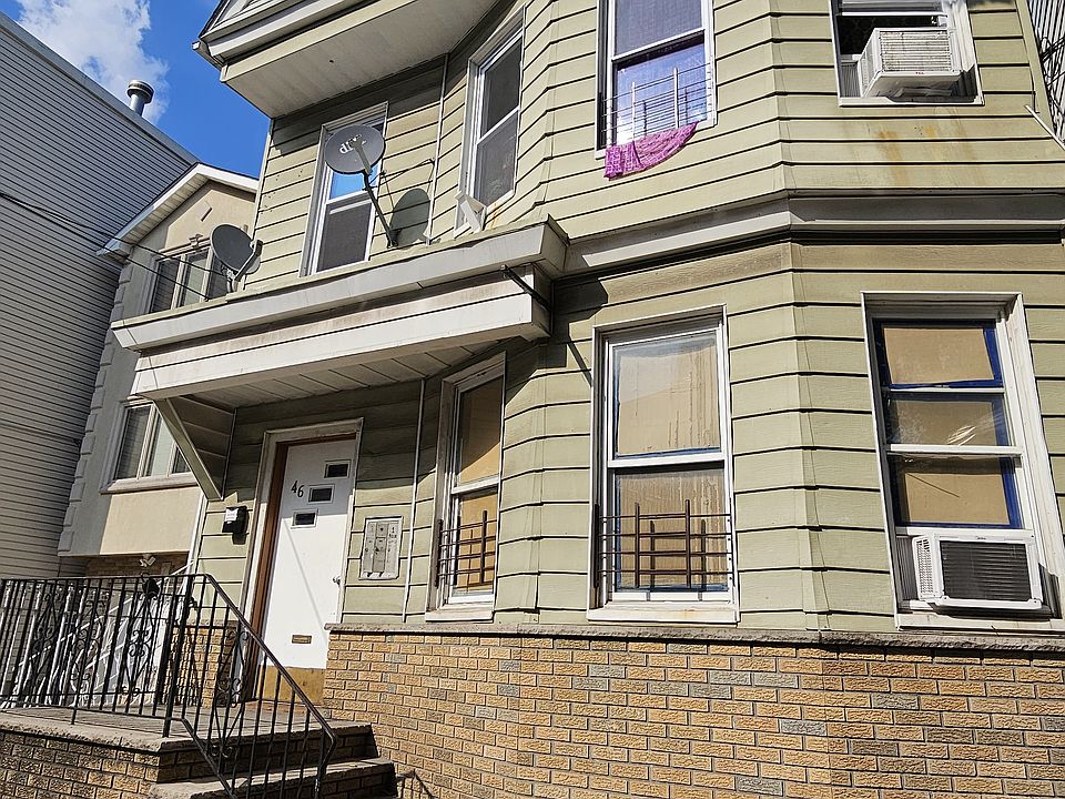 1st image of 43 Hawkins St #3