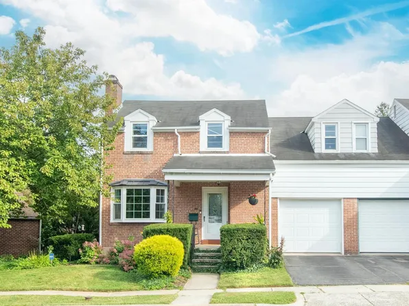 210 Princeton Ave, Reading, PA 19609