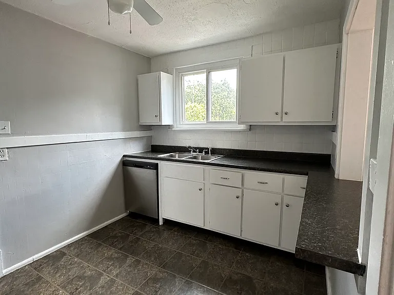 7717 Lile Ave #1 — Photo 8
