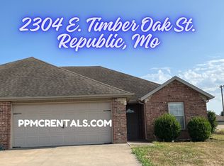 2126 E Timber Oak St, Republic, MO 65738