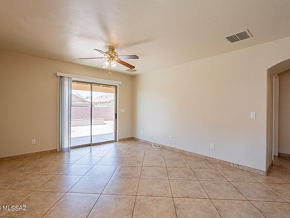 4th image of 721 W Cholla Crest Dr