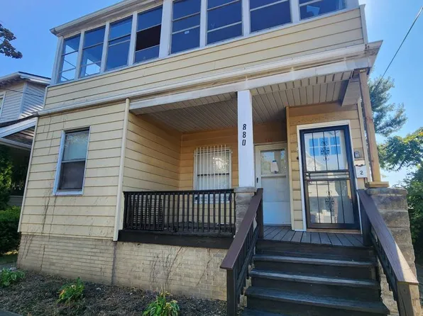 880 Stevenson Rd Cleveland, Oh. 44110, 880 Stevenson Rd #Up, Cleveland, OH 44110