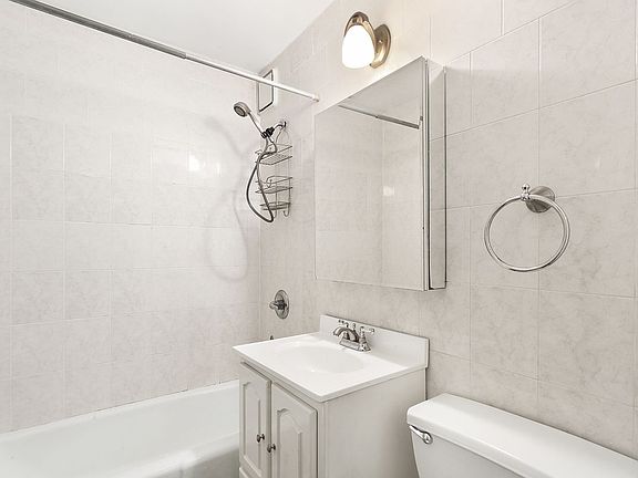 5th image of 118-17 Union Tpke APT 12J