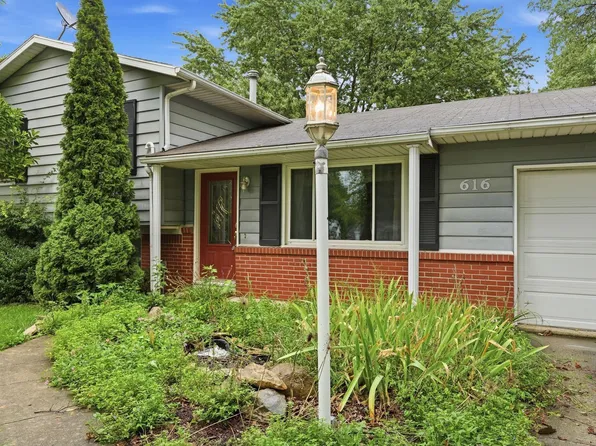 616 N Jefferson St, Ossian, IN 46777