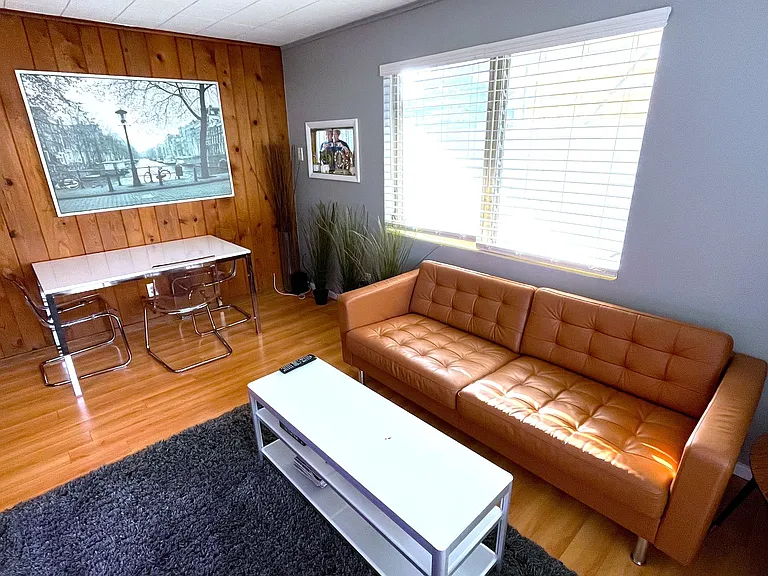 346 Clifton Ave — Photo 11