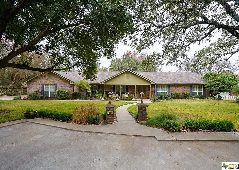 1st image of 708 Whispering Oaks Dr