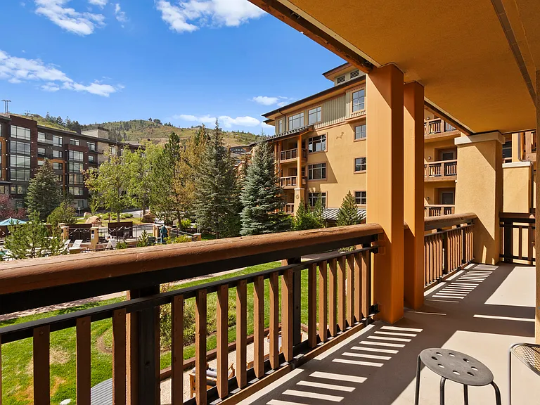 Balcony / View