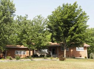 808 Second St, Cabool, MO 65689