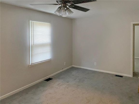 4th image of 1618 Kildare Ave