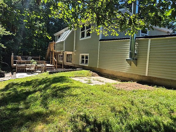 4th image of 511 Michael Sears Rd