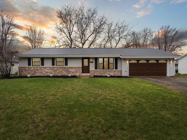425 N Wuthering Hills Dr, Janesville, WI 53546