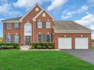 33 Brennan Way, Hillsborough, NJ 08844