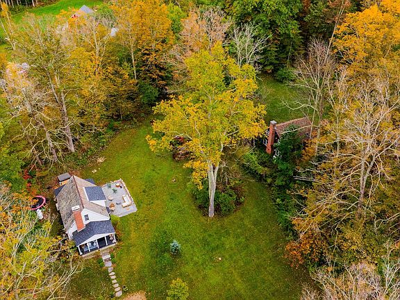 4th image of 3936 North Road