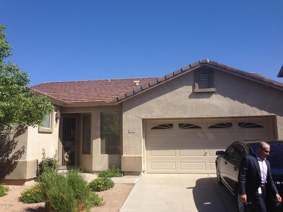 1st image of 1305 S Loomis