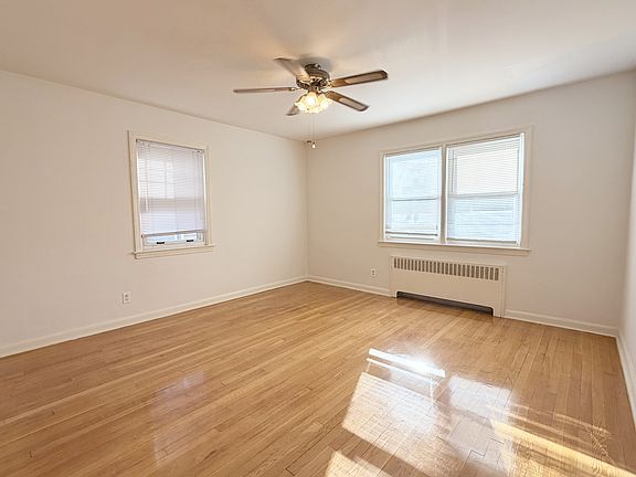 5th image of 525 Chestnut St