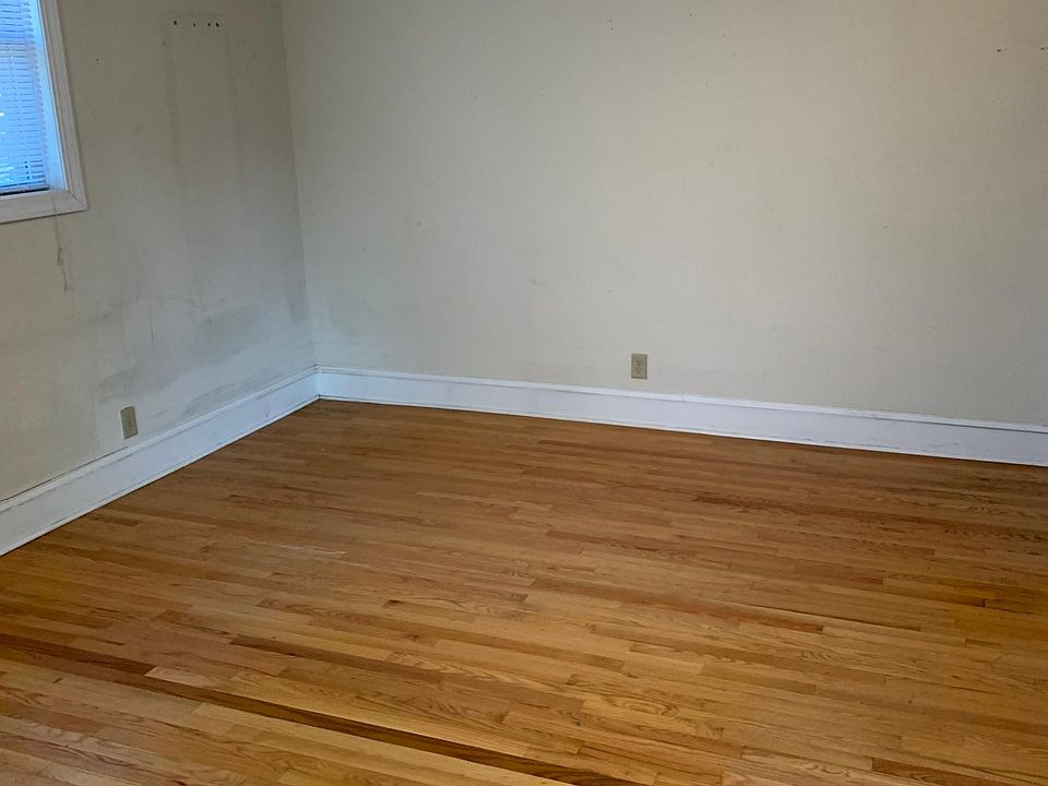 1st image of 1880 Grand Ave APT B