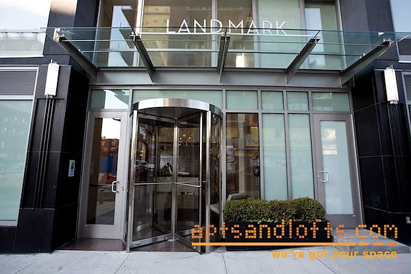 Rented by aptsandlofts.com | media 58