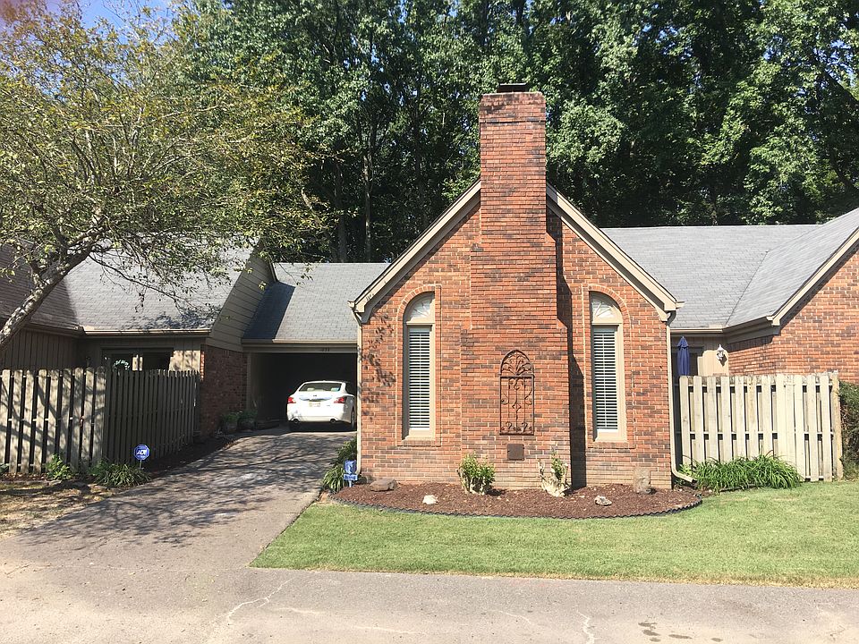 1st image of 1839 Park Trail Dr