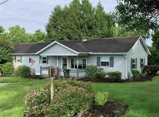 234 Henry White Rd, Ona, WV 25545