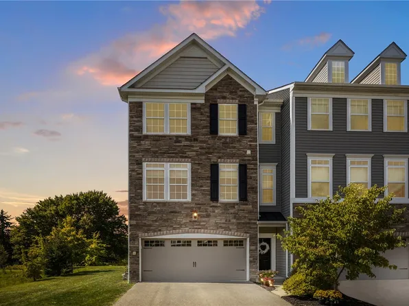 231 Eagle Dr, Cranberry Township, PA 16066
