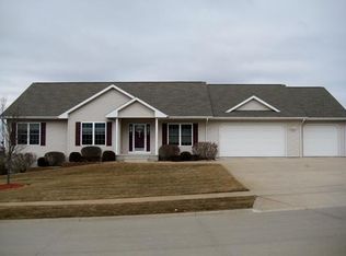 465 A Ave NE, Walford, IA 52351