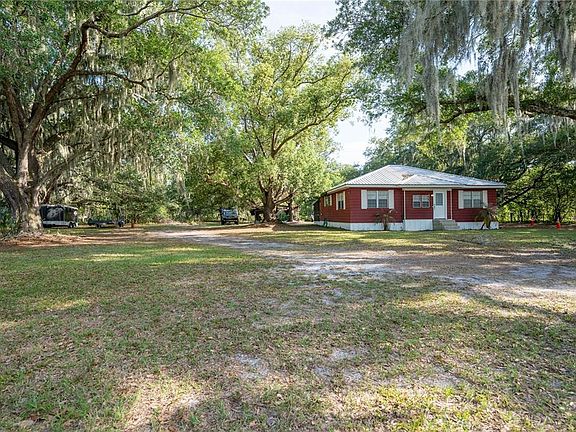 4th image of 3520 CRIBBS DRIVE
