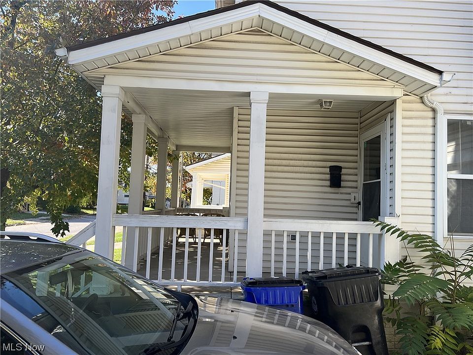 1st image of 9813 Elwell Ave