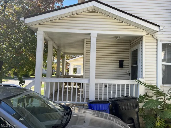 9813 Elwell Ave, Cleveland, OH 44104